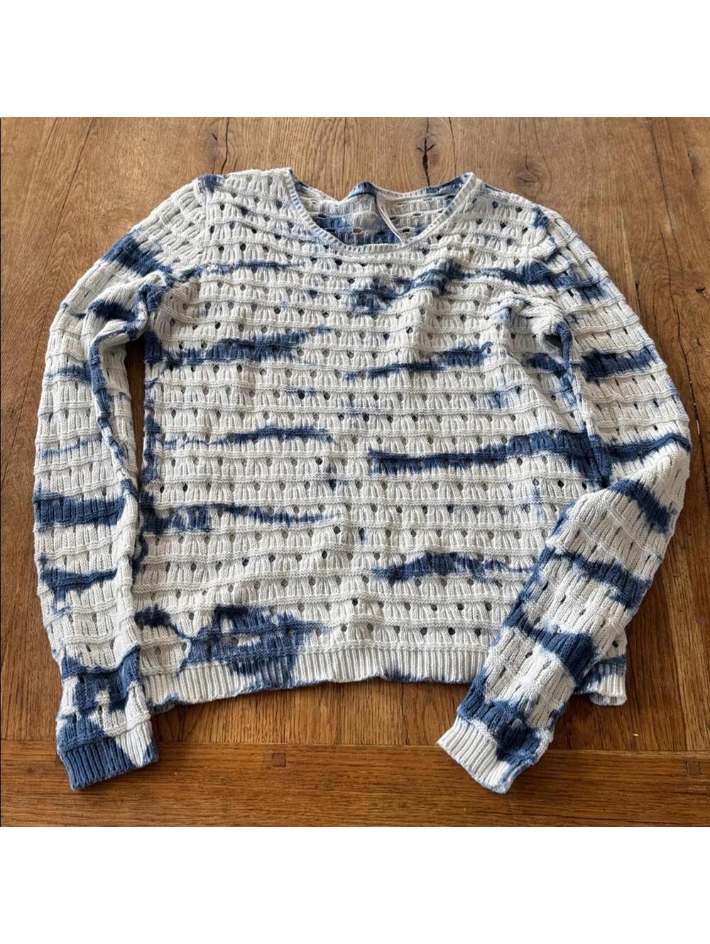 RVCA Sweater SIZE medium
